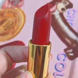 Revlon Matte Red lipstick 💄